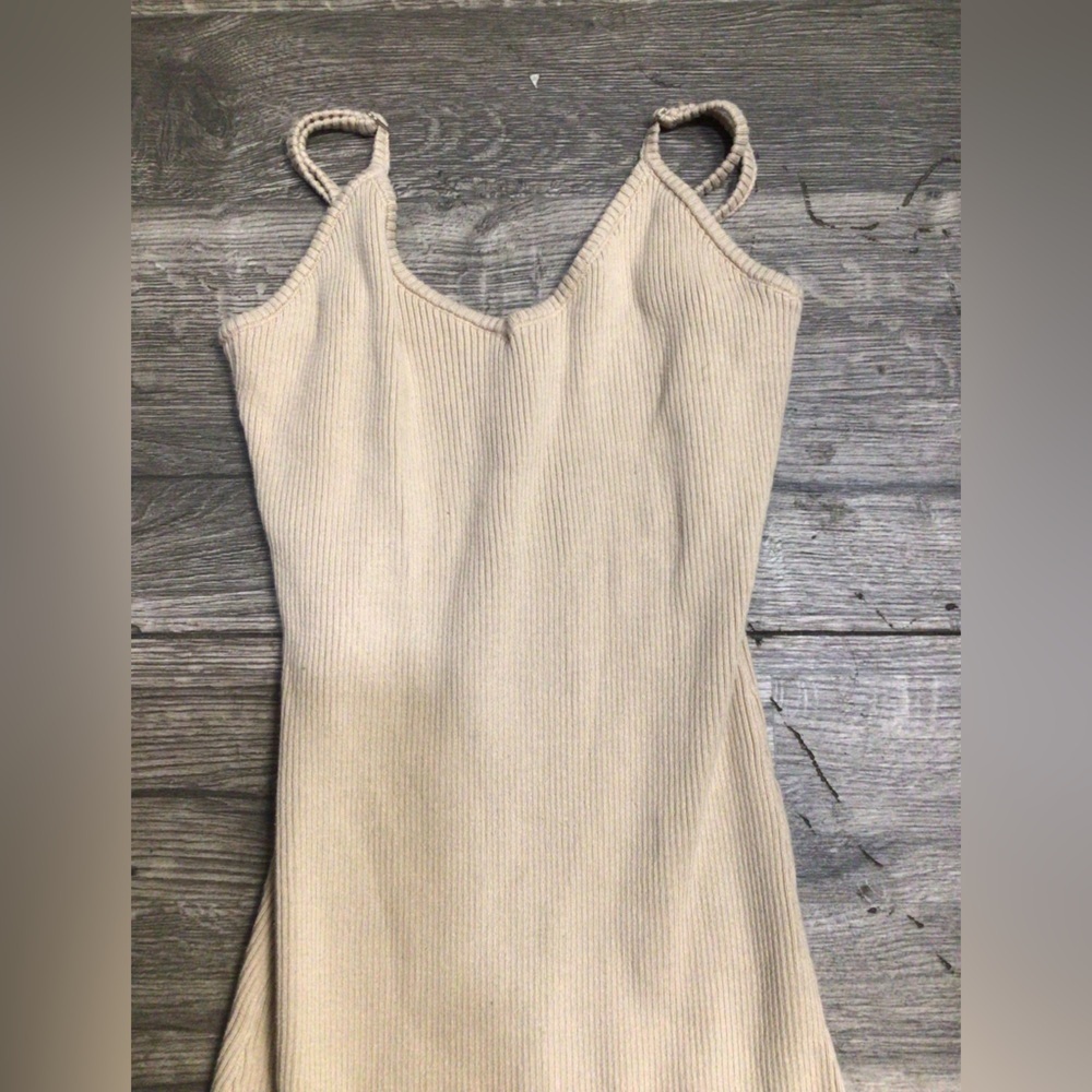 Lulu's Beige Midi Dress - Picture 2 of 6